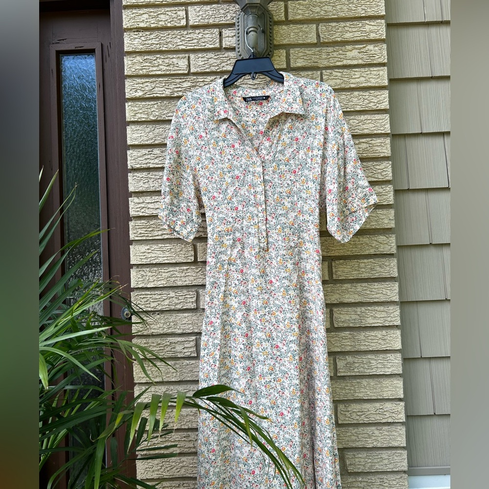 Zara Beautiful Dress Size XS